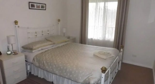 Taralee Orchards, Book Bed and Breakfast Wirrabara South Australia