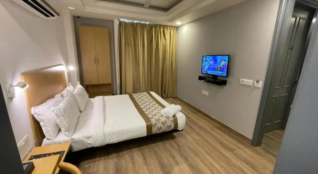 Saltstayz Express - Golf Course Road & DLF Phase-1, Забронировать Отель Отели Гургаон с завтраком, рядом с Global Business Park, Завтраки