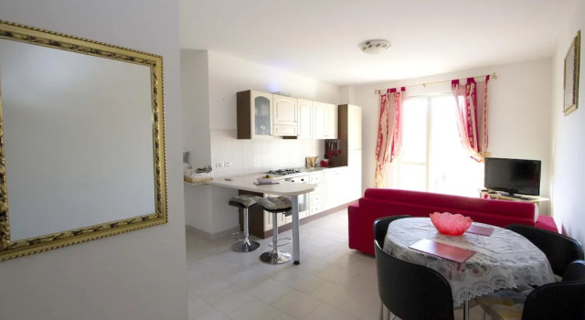 Apartment With 2 Bedrooms in Caulonia Marina, With Wonderful Mountain View, Pool Access, Furnished Balcony - 100 m From the Beach, Book Lejlighed Lejligheder i Caulonia, Lejlighed