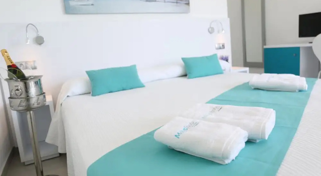 Двухместный номер Standard с видом на бассейн Hotel Maysi