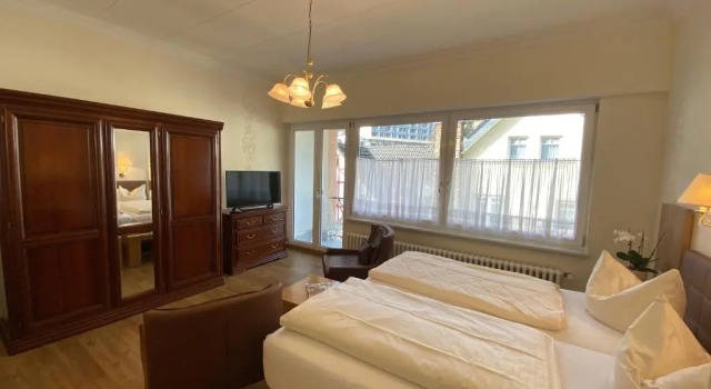 Двухместный номер Comfort с балконом Haus Hohenzollern & Haus Ambiente