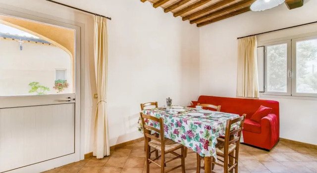 Grano Apt With Pool Near Volterra, Prenota Hotel Volterra 