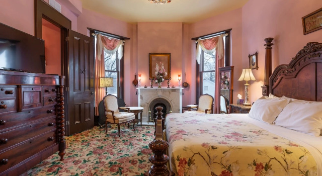 Номер Luxury Steele Mansion Inn & Gathering Hub