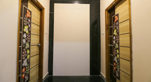 Super Hotel O Karakambadi Road Near Leela Mahal Circle, Rezervovat Hotel Hotely v Andhra Pradesh s parkováním, Parkování
