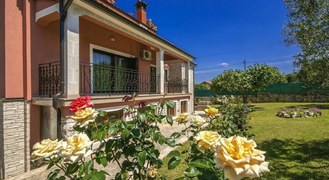 Villa Viktori, Забронировать Вилла Отели Ровиньско села с бассейном, Бассейн
