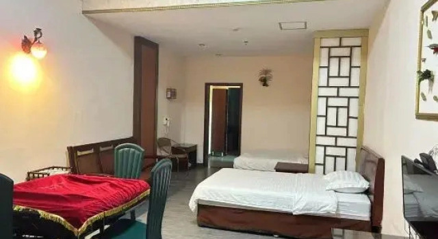 Двухместный люкс Deluxe Sixi Holiday Hotel