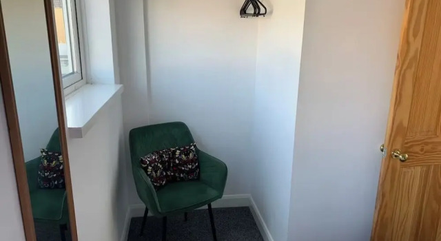 Beautiful 2-bed House in Portsmouth, Забронировать Дом для отпуска Портсмут Хэмпшир, рядом с Magistrates Court