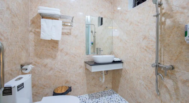 Четырёхместный номер Superior Nghi Lan Hotel