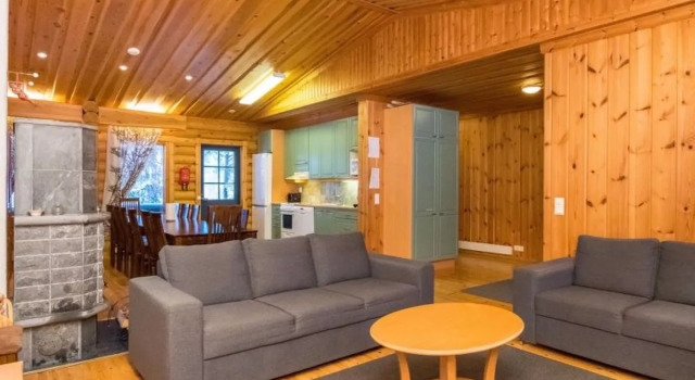 Karhunpesä C, Rezervovat Hotel Hotely v Northern Savonia s parkováním, Parkování