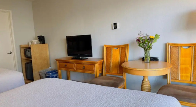 Четырёхместный номер Standard Seaway Inn