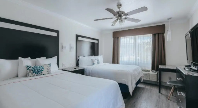 Люкс Deluxe Sea Air Inn & Suites - Downtown - Restaurant Row