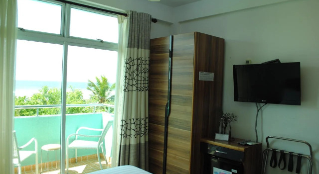 Beach Sunrise Inn, Prenota Hotel Hotel a Northern Atolls con colazione, Colazione