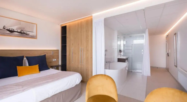 Номер Superior Hotel du port