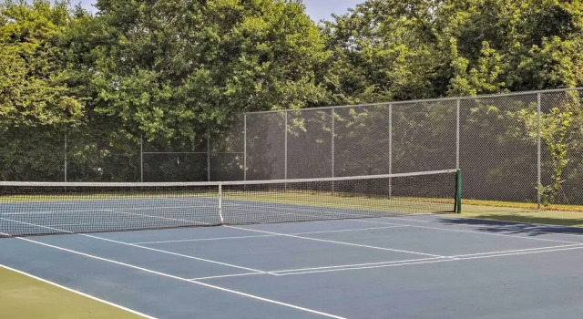 Апартаменты Pool Access & Deck: Bethany Beach Gem