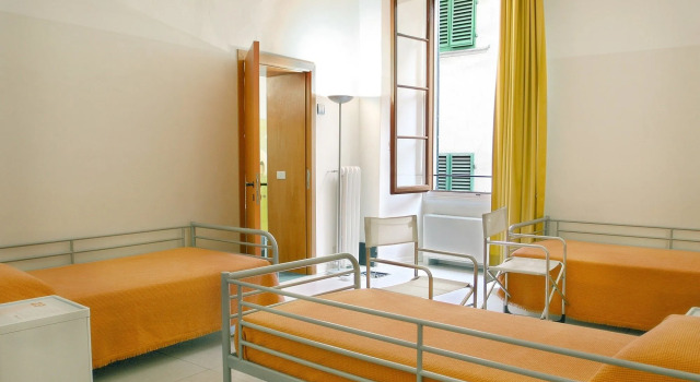 Academy Hostel, Забронировать Хостел Дуомо Флоренция, рядом с Дом Буонаротти
