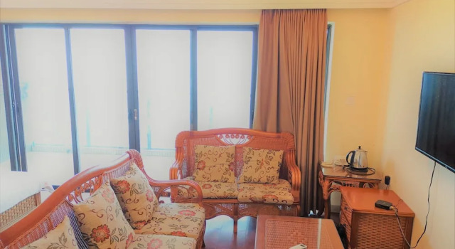 Sunshine Sea View Apartment, Book Apartment Yangjiang 