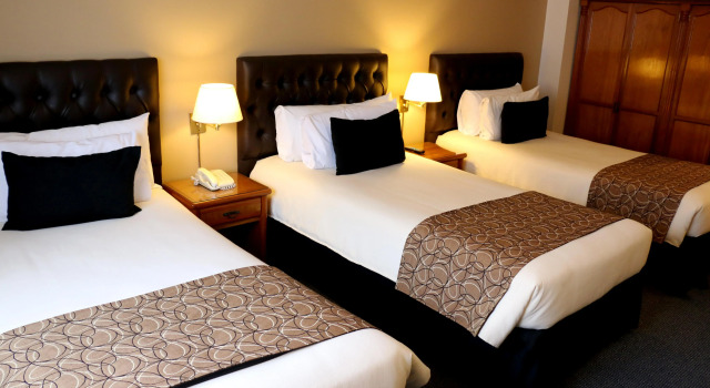 Centuria Hotel Buenos Aires, Забронировать Отель Отели провинции Буэнос-Айреса с парковкой, Парковка
