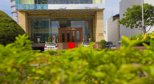 Luxtery Hotel, Reservar Hotel Hotéis em Da Nang com estacionamento, perto de Dragon Bridge, Estacionamento