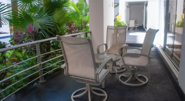 Студия Deluxe Almarea Vacation Condo