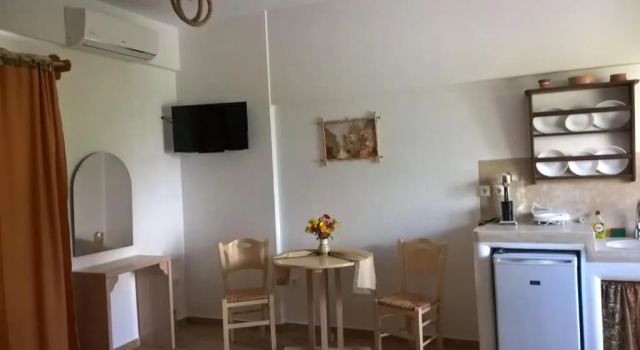 GYROULI 1, Забронировать Отель Отели Астипалой 3 звезды, рядом с Пляж Ливади, 3*