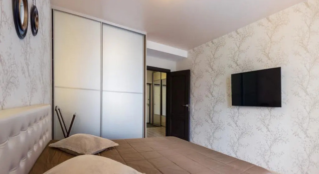 Uyutny Dom Apartments 3, Забронировать Апартаменты/квартира Отели Городского округа Екатеринбурга - Северный управленческий округ с парковкой, Парковка