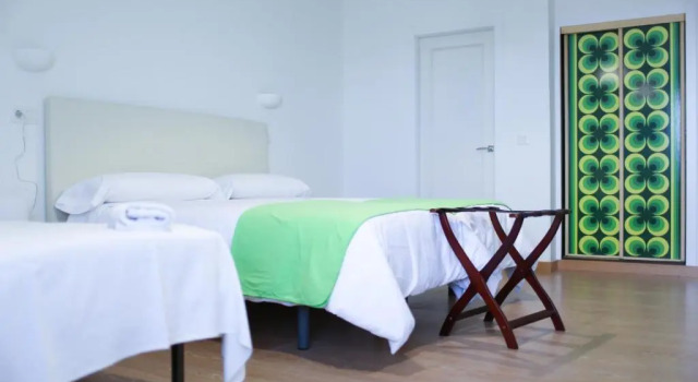 Трёхместный номер Economy Hotel Montañés