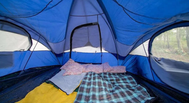 Camping de Los Peroles, Book Campingplads Hoteller i Huehuetenango med parkering, Parkering