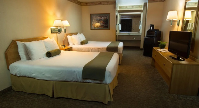 Номер Premium The Redwood Riverwalk, a boutique hotel