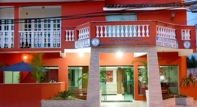 Ancoradouro Hotel, Забронировать Отель Отели Порту-Сегуру с бассейном, Бассейн