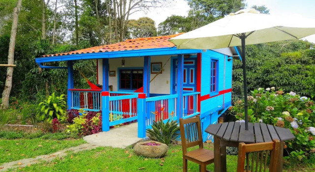 Superior Family room Cabañas y Flores