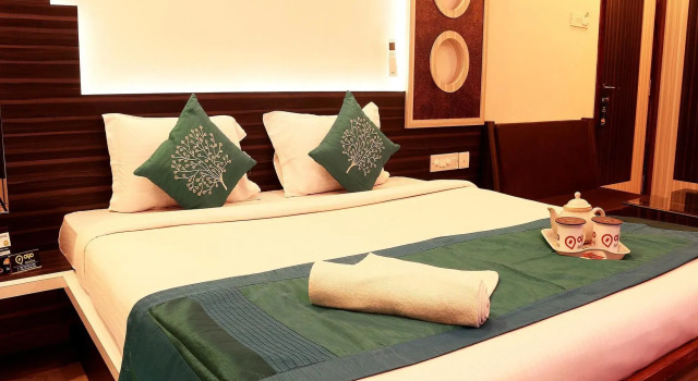Narayani Enclave, Prenota Hotel Calcutta 