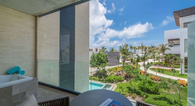 Двухместный полулюкс с видом на сад Haven Riviera Cancun