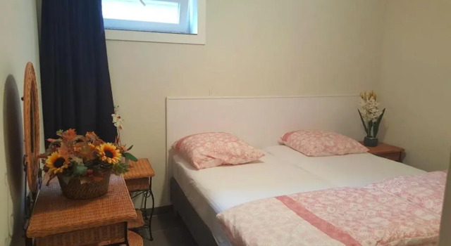 Апартаменты Apartment + Studios Insulinde