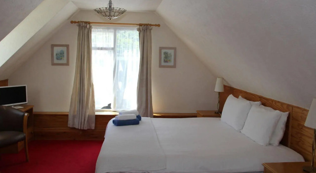 Abbey Court Hotel, Book Hotel St Peter Port 