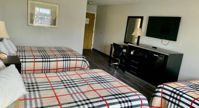 Трёхместный номер Standard Tappan Zee Hotel