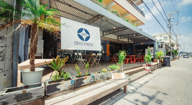 Кровать в общем номере AIEN Coffee & Hostel