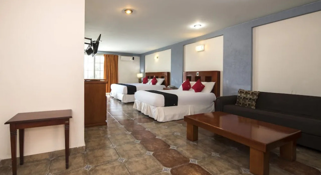 Двухместный номер Deluxe с балконом Suites de Reyes
