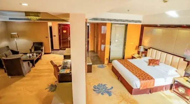 Двухместный люкс Superior Weihua InternationaI Hotel