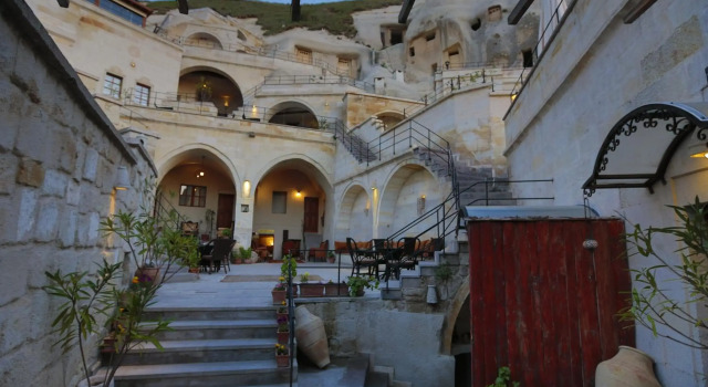 Vezir Cave Suites