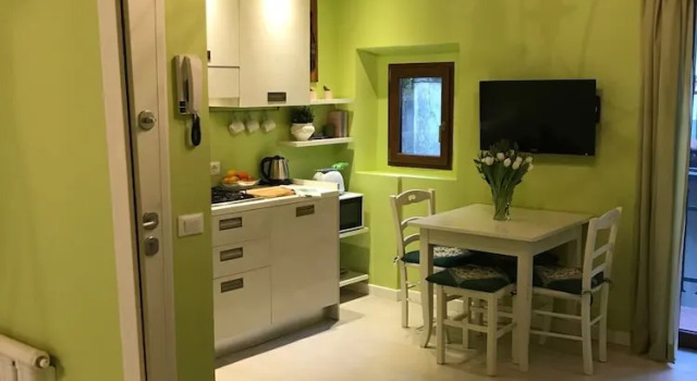 Апартаменты 1BR Apt in Via Panicale by Sea N' Rent