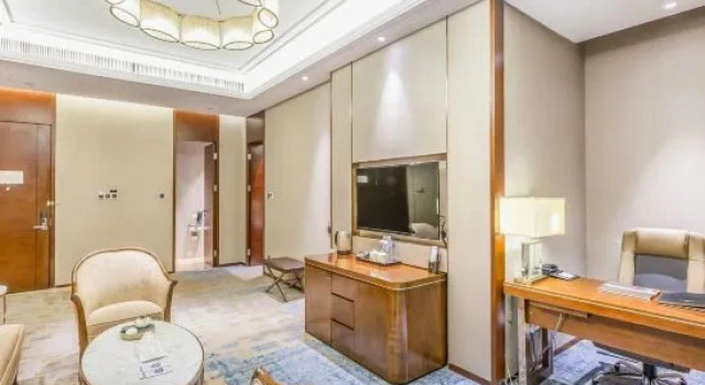 Suite Xinfadi International Hotel