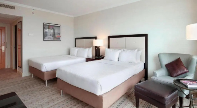 Четырёхместный номер Executive с видом на город Copenhagen Marriott Hotel