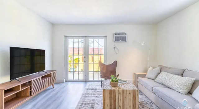 Sleek and Cozy Space 8Min to Ft Lauderdale Beaches!