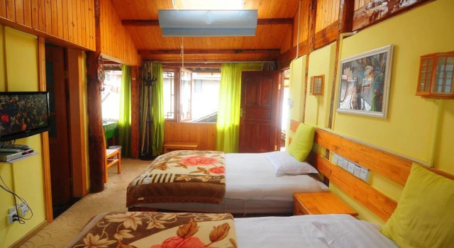 Laolanshi Inn, Prenota Hotel Hotel a Lijiang con parcheggio, Parcheggio