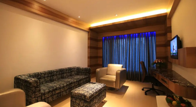 Двухместный люкс Luxury Diana Heights Luxury Hotel