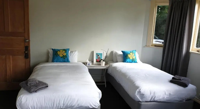 21morero, Boek Hotel  