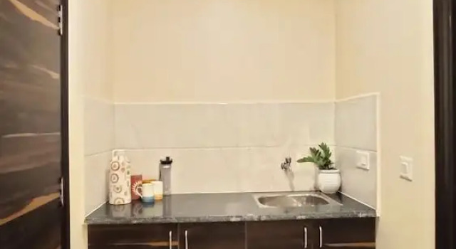 Кровать в общем номере Covie Gurgaon 70