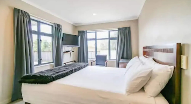 Номер Executive c 1 комнатой с балконом Aotea Motor Lodge