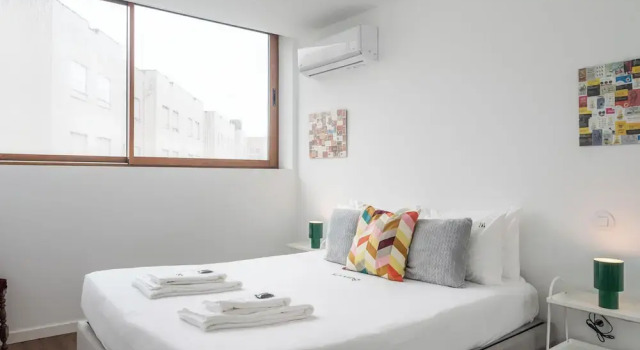 Liiiving - Warm Vintage Apartment, Varaa Huoneisto Hotellit Porto pysäköinnillä, Pysäköinti