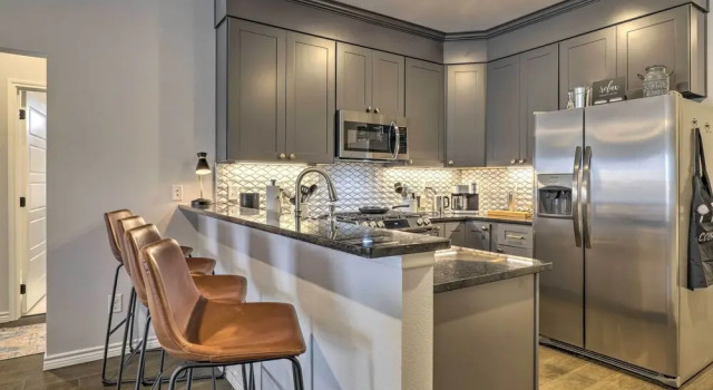 Апартаменты Single-story Condo < 1 Mile From Downtown!